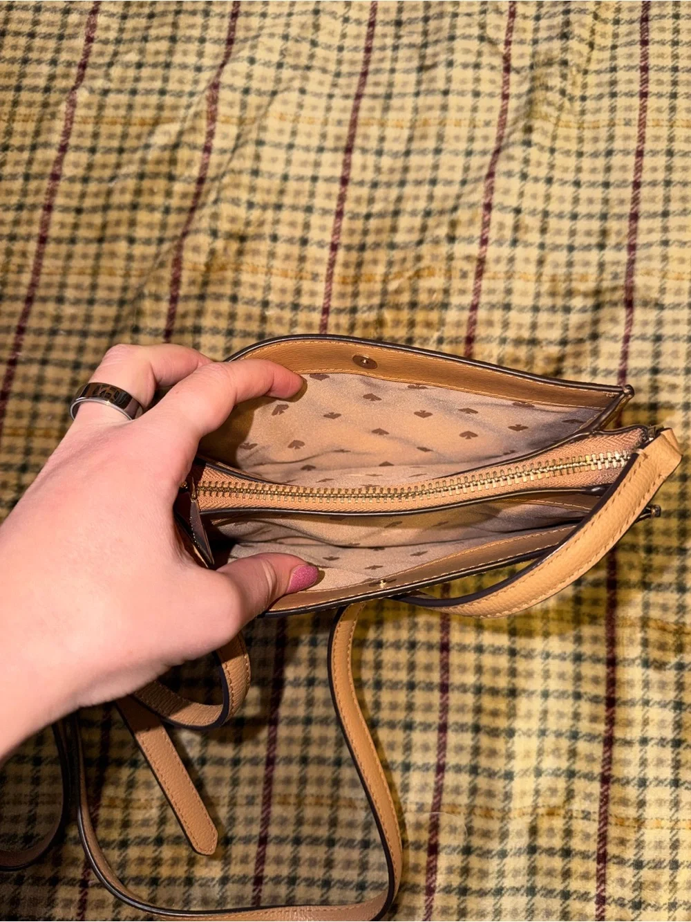 kate spade compact pebble